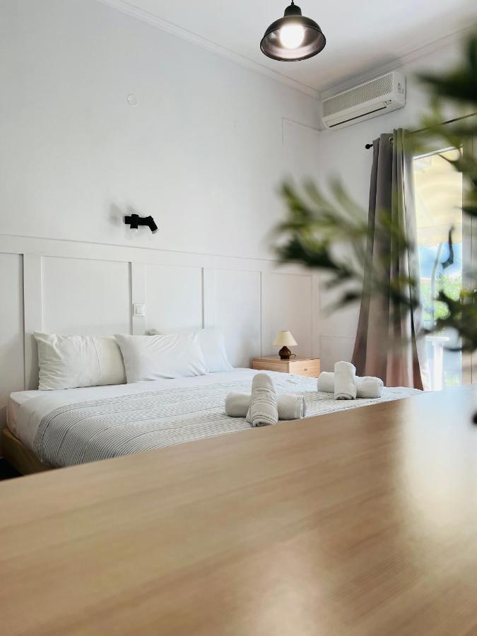 Olive Grove Poolside Apartments Benitses  Exterior foto